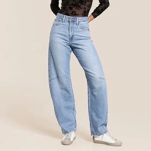 Levi’s Cinch Barrel Jeans “Let Love In” Size 30x31 New With Tags 80.00 msrp